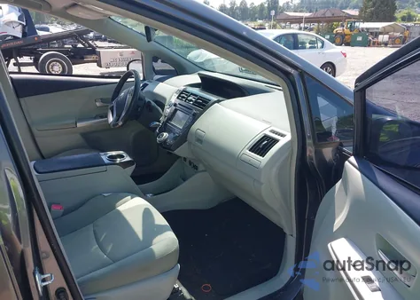 2013 Toyota Prius V Three из США, поврежденный, VIN JTDZN3EU6D3257559